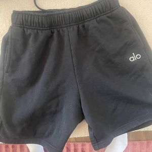 Alo Yoga Accolade shorts